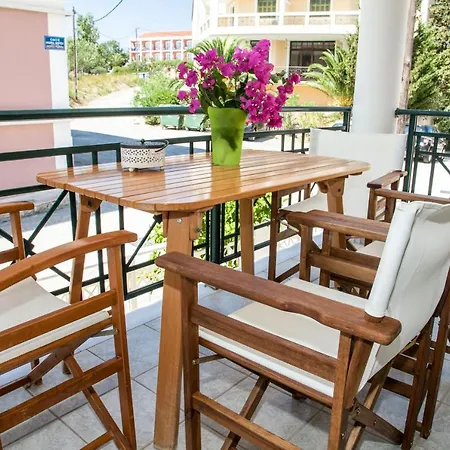 Kefalonia, Family Friendly House & Parking ليكسوري