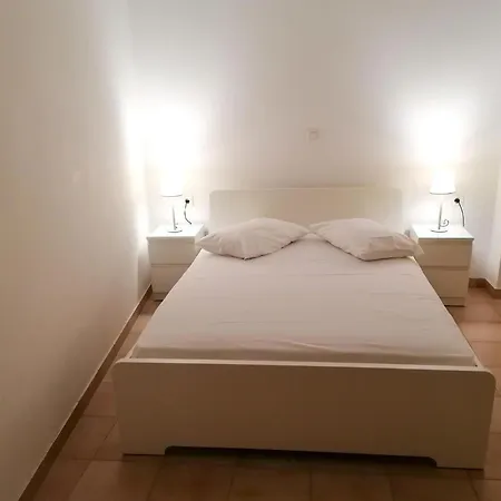 Kefalonia, Family Friendly House & Parking Feriehus