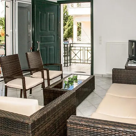 別荘 Kefalonia, Family Friendly House & Parking リクスリオン